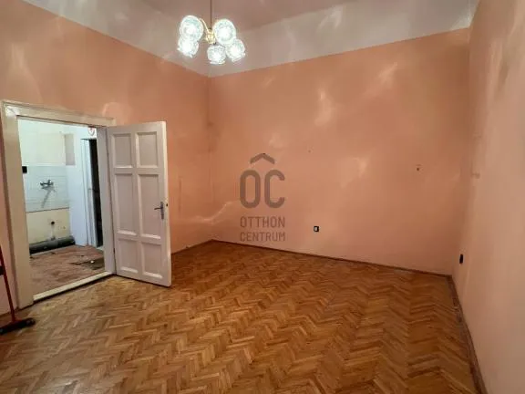 Eladó lakás Budapest VI. kerület 33 nm