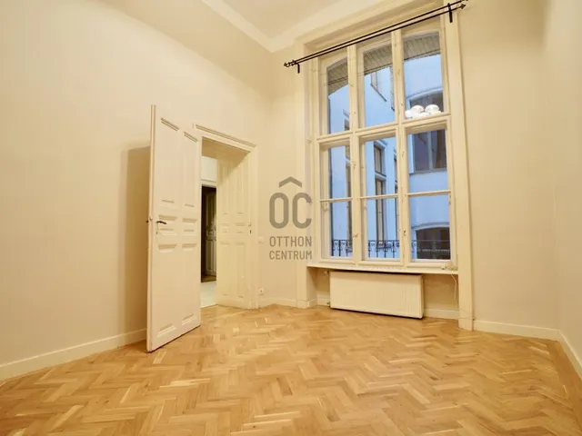 Kiadó lakás Budapest VI. kerület 155 nm