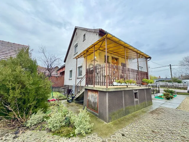 Eladó ház Gyál 167 nm