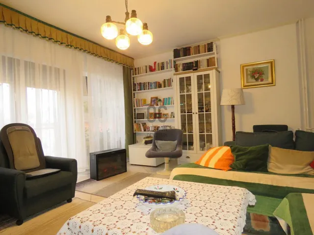 Eladó ház Budapest XVI. kerület, Rákosszentmihály 200 nm