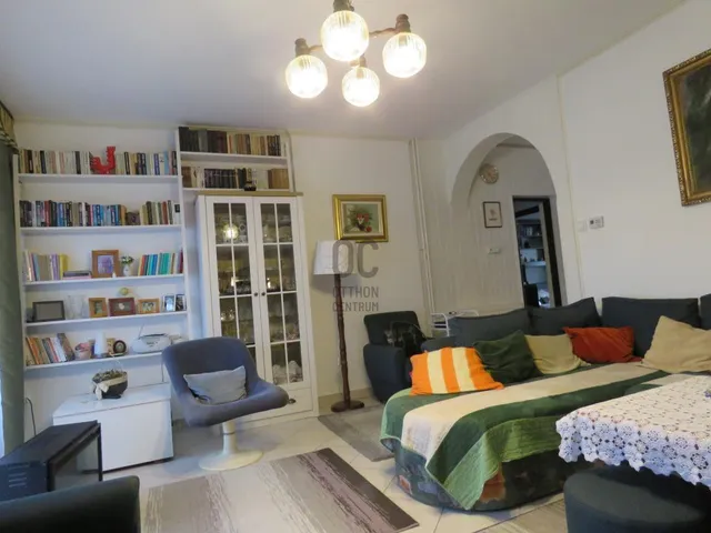 Eladó ház Budapest XVI. kerület, Rákosszentmihály 200 nm