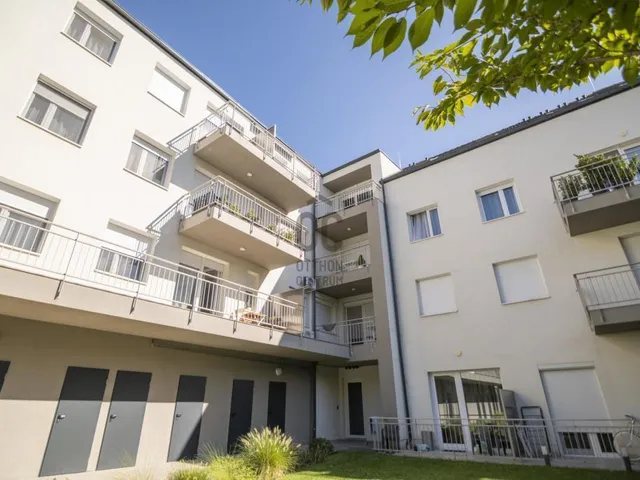 Eladó lakás Budapest X. kerület, Ligettelek 33 nm