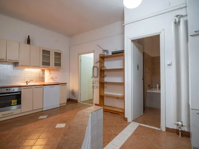 Eladó lakás Budapest VI. kerület 56 nm