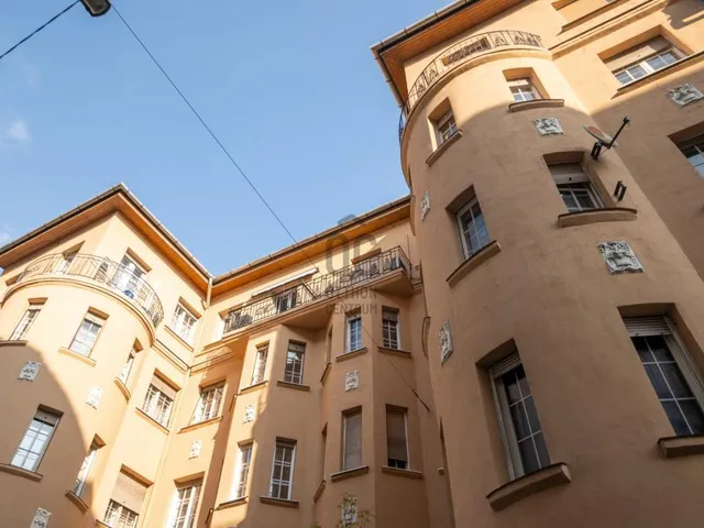 Eladó lakás Budapest VI. kerület 56 nm