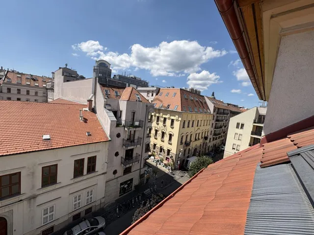 Eladó lakás Budapest VII. kerület 65 nm