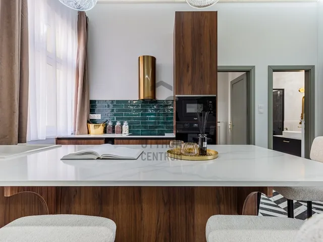 Eladó lakás Budapest VI. kerület 83 nm