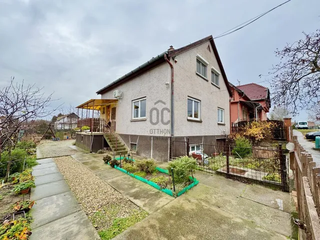 Eladó ház Gyál 167 nm