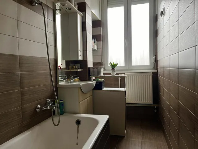 Eladó lakás Budapest X. kerület, Óhegy 56 nm