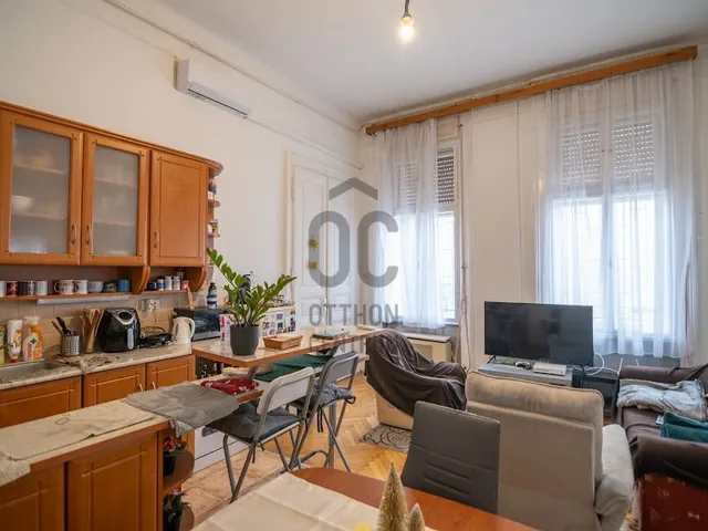 Eladó lakás Budapest VI. kerület 75 nm