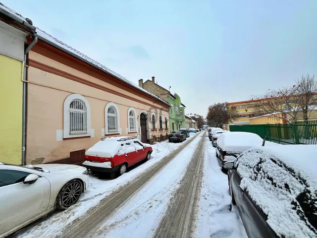 Eladó lakás Budapest X. kerület, Óhegy 32 nm