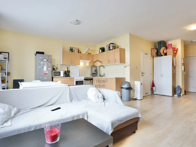 Eladó lakás Budapest XVIII. kerület, Újpéteritelep 58 nm