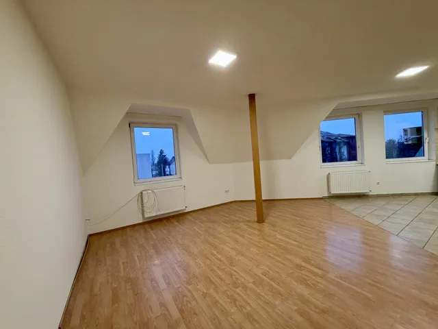 Eladó lakás Budapest XVIII. kerület, Újpéteritelep 58 nm