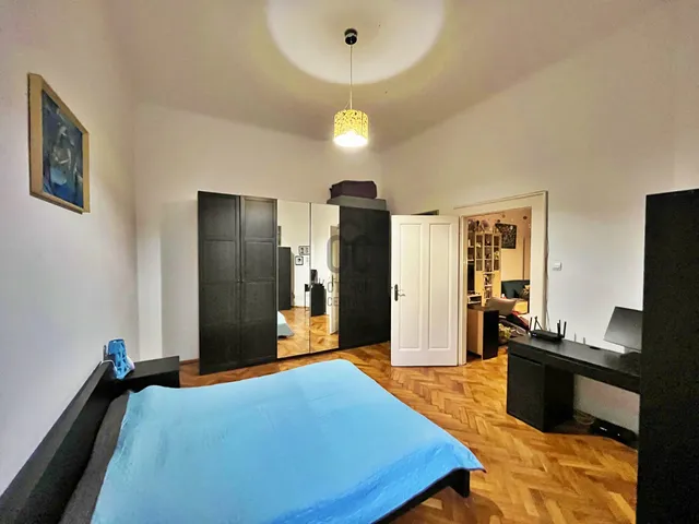 Eladó lakás Budapest VI. kerület 72 nm