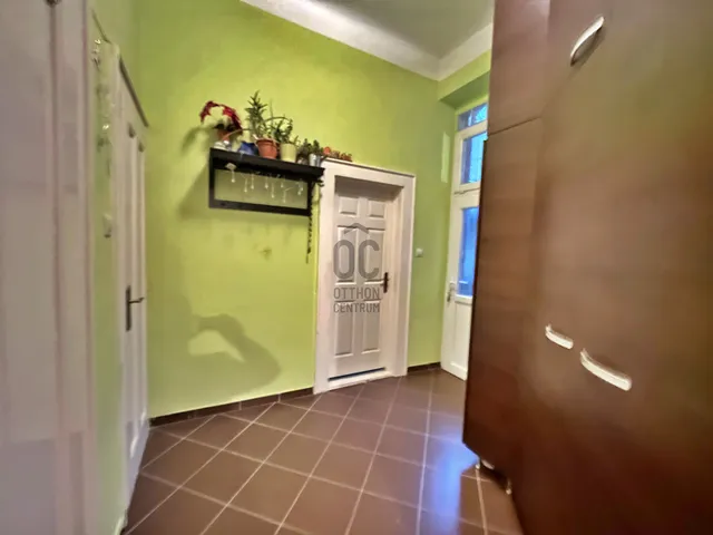 Eladó lakás Budapest VI. kerület 72 nm