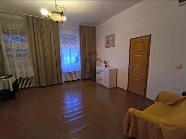 Eladó ház Budapest XVIII. kerület, Újpéteritelep 105 nm