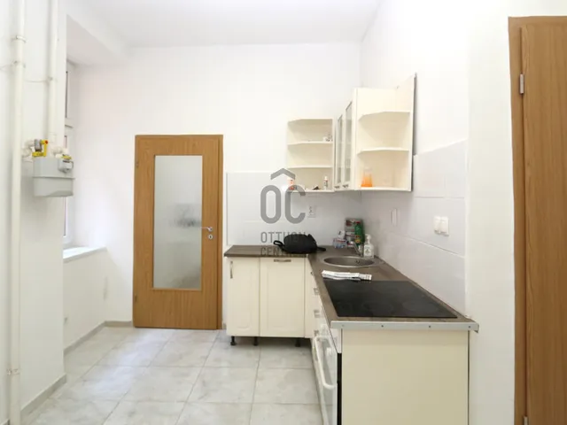 Eladó lakás Budapest VIII. kerület, Századosnegyed 55 nm