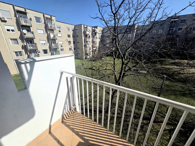 Eladó lakás Budapest XVII. kerület, Rákoskeresztúr 36 nm