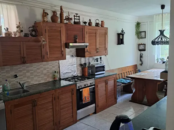 Eladó ház Balatonudvari 260 nm