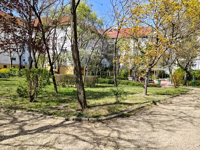 Eladó lakás Budapest IV. kerület, Káposztásmegyer 74 nm