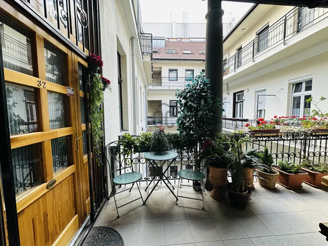 Eladó lakás Budapest VII. kerület 98 nm