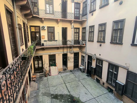 Eladó lakás Budapest VIII. kerület, Józsefváros 72 nm