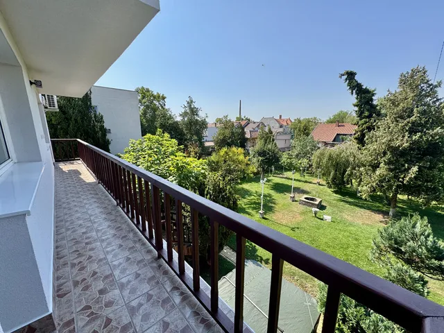 Eladó ház Budapest X. kerület, Óhegy 270 nm