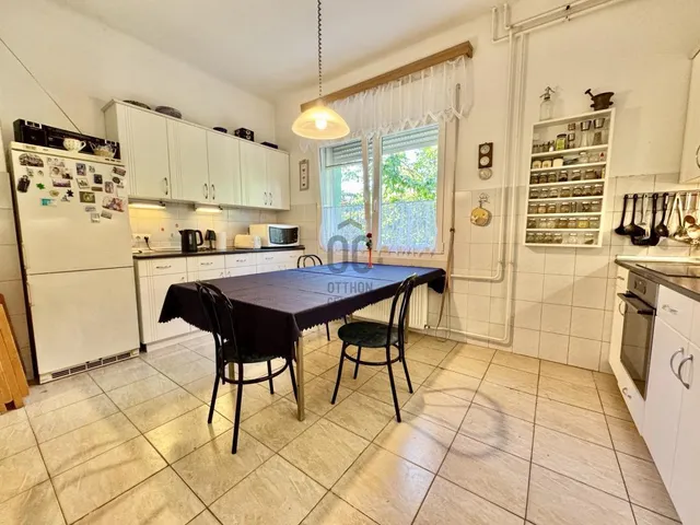 Eladó ház Budapest XVIII. kerület, Ganzkertváros 180 nm