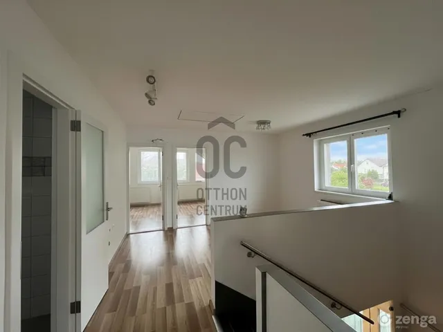 Eladó ház Budapest XVII. kerület, Rákoskert 204 nm