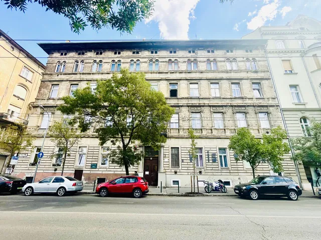 Kiadó lakás Budapest VI. kerület 106 nm
