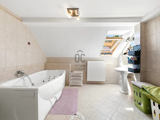 Eladó ház Budapest XVII. kerület, Rákoscsaba-Újtelep 234 nm