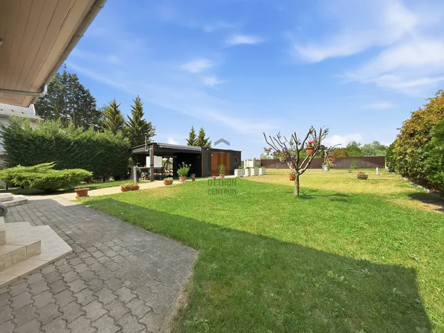 Eladó ház Budapest XVII. kerület, Rákoscsaba-Újtelep 234 nm