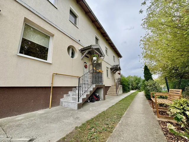 Eladó lakás Budapest XVII. kerület, Rákoscsaba 94 nm