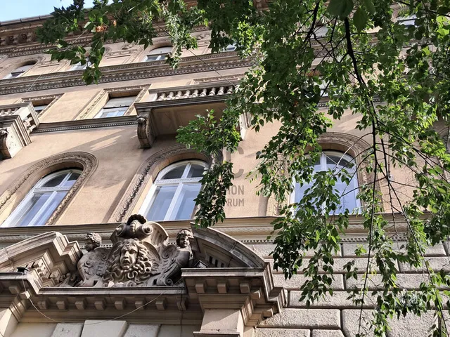 Eladó lakás Budapest VI. kerület 60 nm