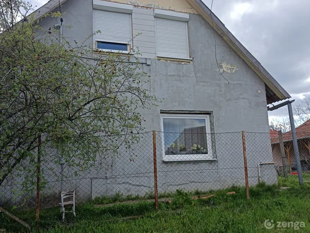 Eladó ház Tápiószele 100 nm