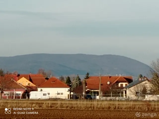 Eladó telek Balatonkeresztúr 5202 nm