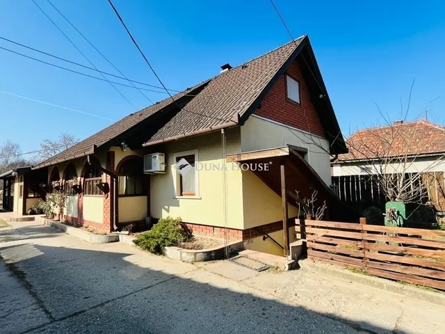 Eladó mezőgazdasági ingatlan Pilis 170 nm