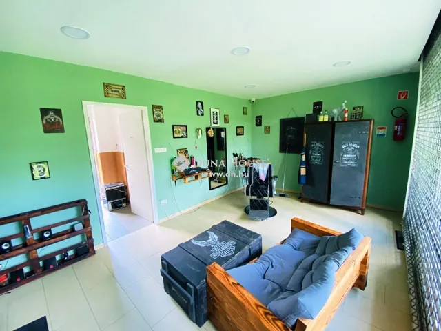 Eladó kereskedelmi és ipari ingatlan Tápiószecső 366 nm