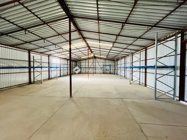 Eladó kereskedelmi és ipari ingatlan Tápióbicske 954 nm