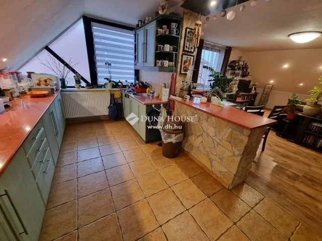 Eladó ház Szigetszentmárton 280 nm