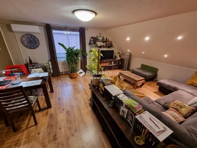 Eladó ház Szigetszentmárton 280 nm