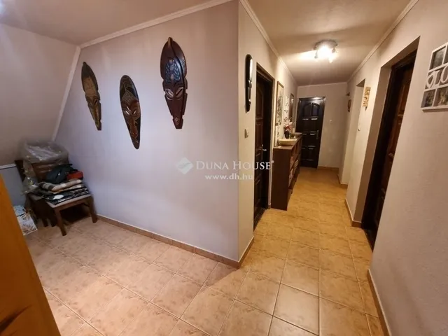 Eladó ház Szigetszentmárton 280 nm