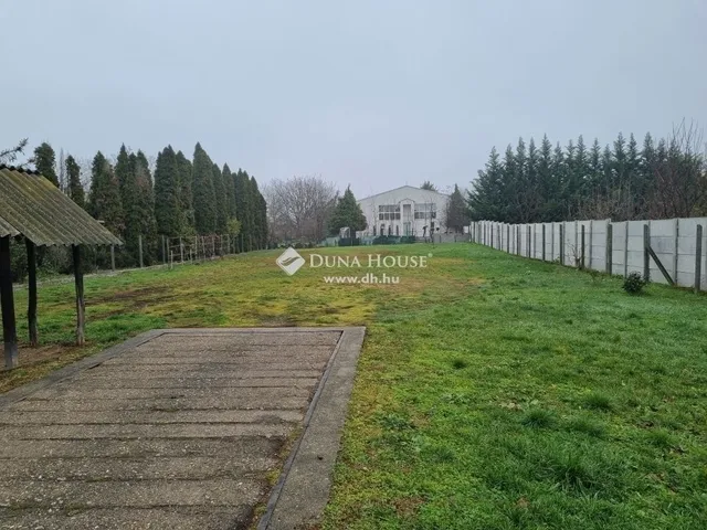 Eladó ház Szigetszentmárton 280 nm