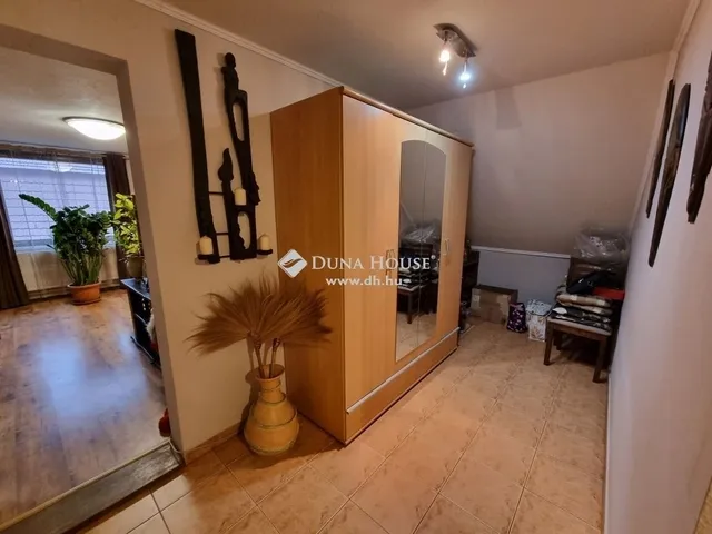 Eladó ház Szigetszentmárton 280 nm