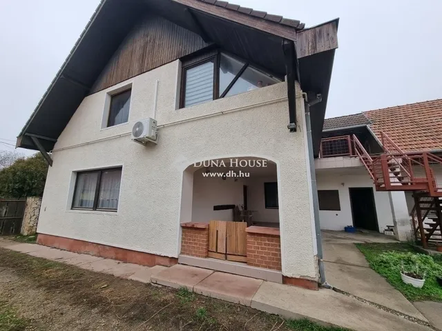 Eladó ház Szigetszentmárton 280 nm