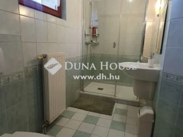 Eladó ház Budapest XVII. kerület 373 nm