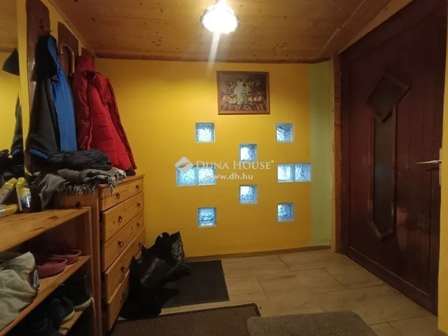 Eladó ház Százhalombatta 140 nm