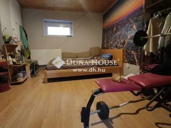 Eladó ház Százhalombatta 140 nm