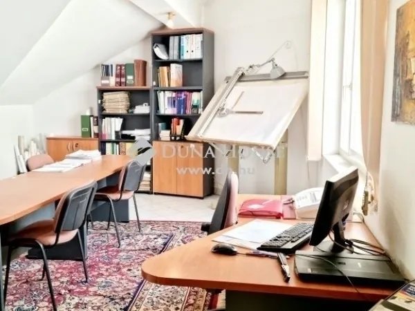 Eladó lakás Budapest XXI. kerület 156 nm