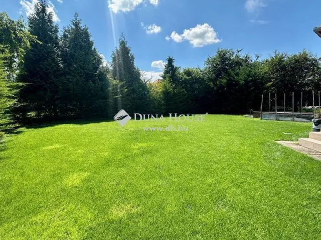 Eladó ház Halásztelek 280 nm
