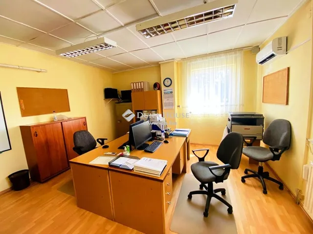 Eladó kereskedelmi és ipari ingatlan Seregélyes 1135 nm